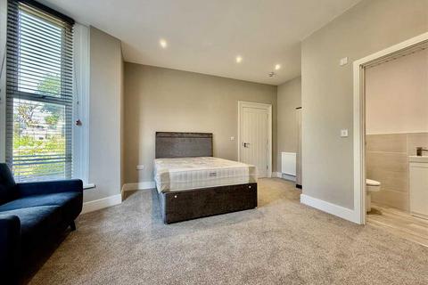 6 bedroom house share to rent, Pentyre Terrace, Plymouth