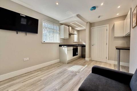 6 bedroom house share to rent, Pentyre Terrace, Plymouth