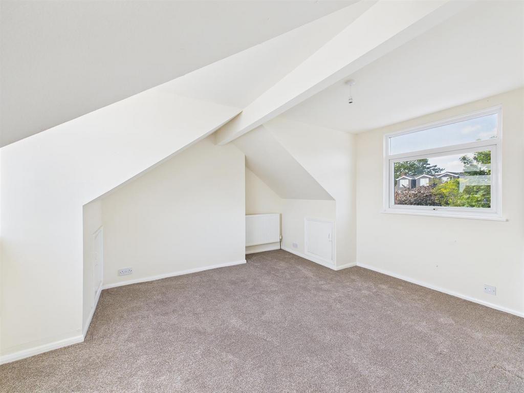 Bedroom:
