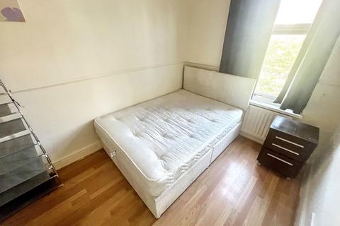 42 Angle Street, Middlesbrough, TS4 2JA