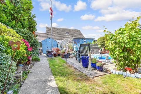 2 bedroom semi-detached bungalow for sale, Seaway Gardens, Romney Marsh TN29