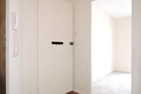 undefined, Trinity Street, Chase side, Enfield Town, Middlesex, EN2