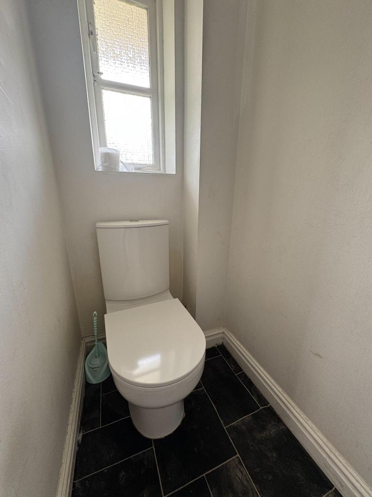 Photograph 5