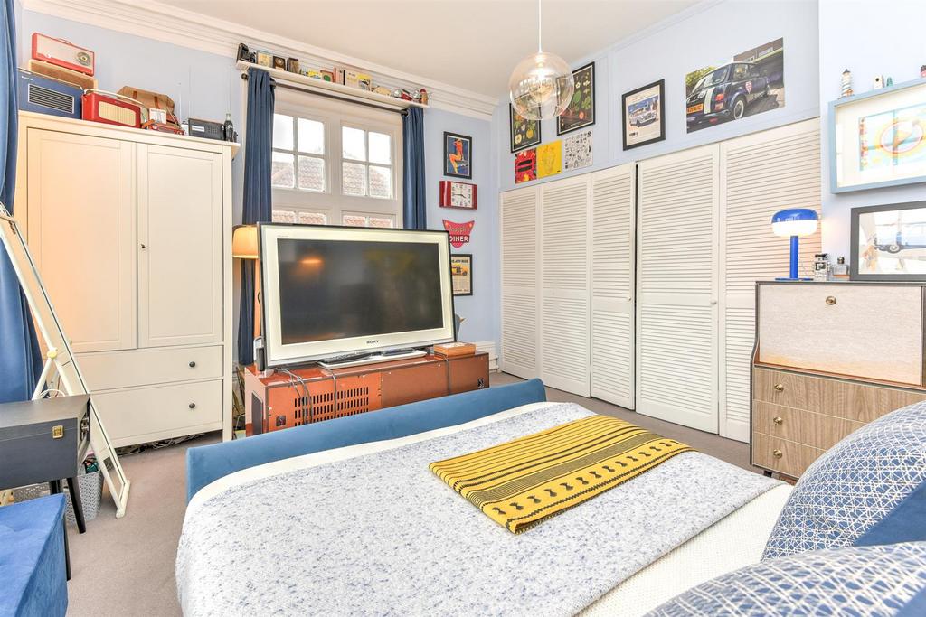 For Sale by Aspire Residential Bath Road