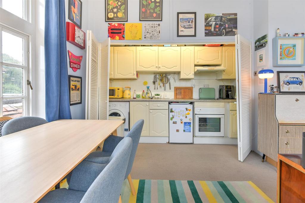 For Sale by Aspire Residential Bath Road