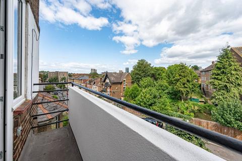 2 bedroom flat for sale, Morley Road, Lewisham, London, SE13