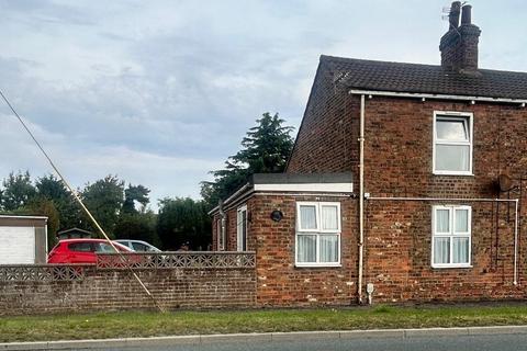 2 bedroom semi-detached house for sale, Staithes Road, Preston