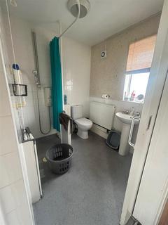2 bedroom semi-detached house for sale, Staithes Road, Preston