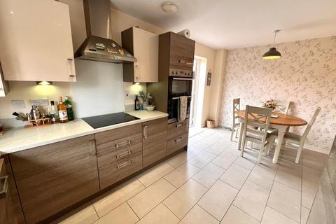 4 bedroom detached house for sale, Eden Road, St. Crispin, Northampton NN5