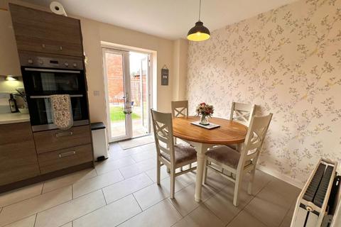 4 bedroom detached house for sale, Eden Road, St. Crispin, Northampton NN5