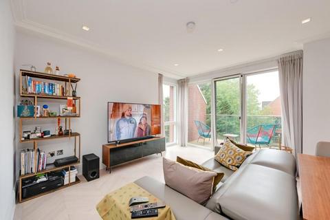 2 bedroom apartment to rent, Kidderpore Avenue, Hampstead, NW3