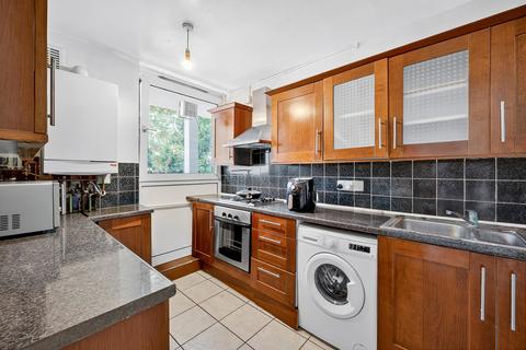 3 bedroom maisonette for sale, Stanhope Street, London