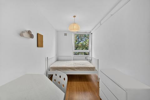 3 bedroom maisonette for sale, Stanhope Street, London
