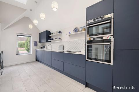 31c Tennyson Road, Hutton, Brentwood, CM13 2SJ