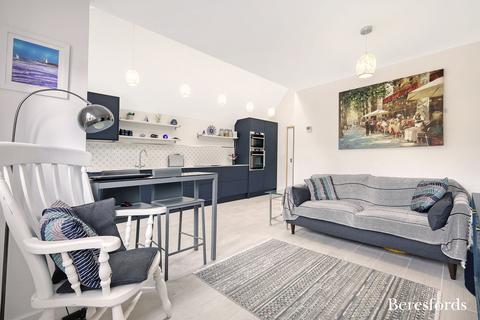 31c Tennyson Road, Hutton, Brentwood, CM13 2SJ