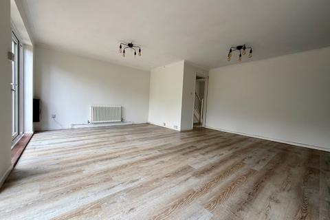 4 bedroom terraced house for sale, Queens Road, Carterton, Oxfordshire, OX18