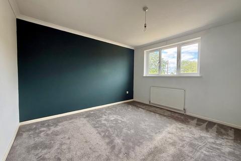 4 bedroom terraced house for sale, Queens Road, Carterton, Oxfordshire, OX18