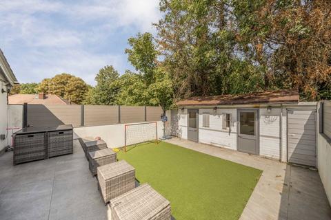 7 Bispham Road, London, NW10 7HB