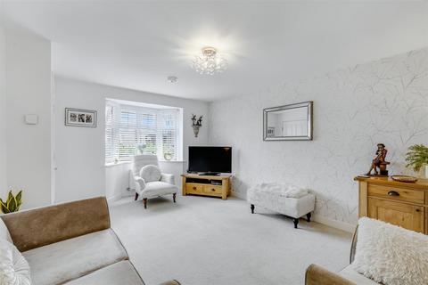 3 bedroom detached house for sale, Circuit Drive, Long Eaton