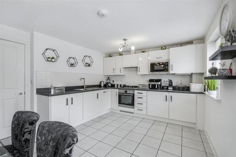 3 bedroom detached house for sale, Circuit Drive, Long Eaton