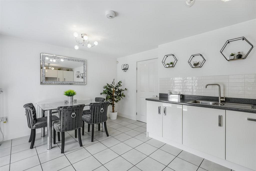 Dining/Living Kitchen