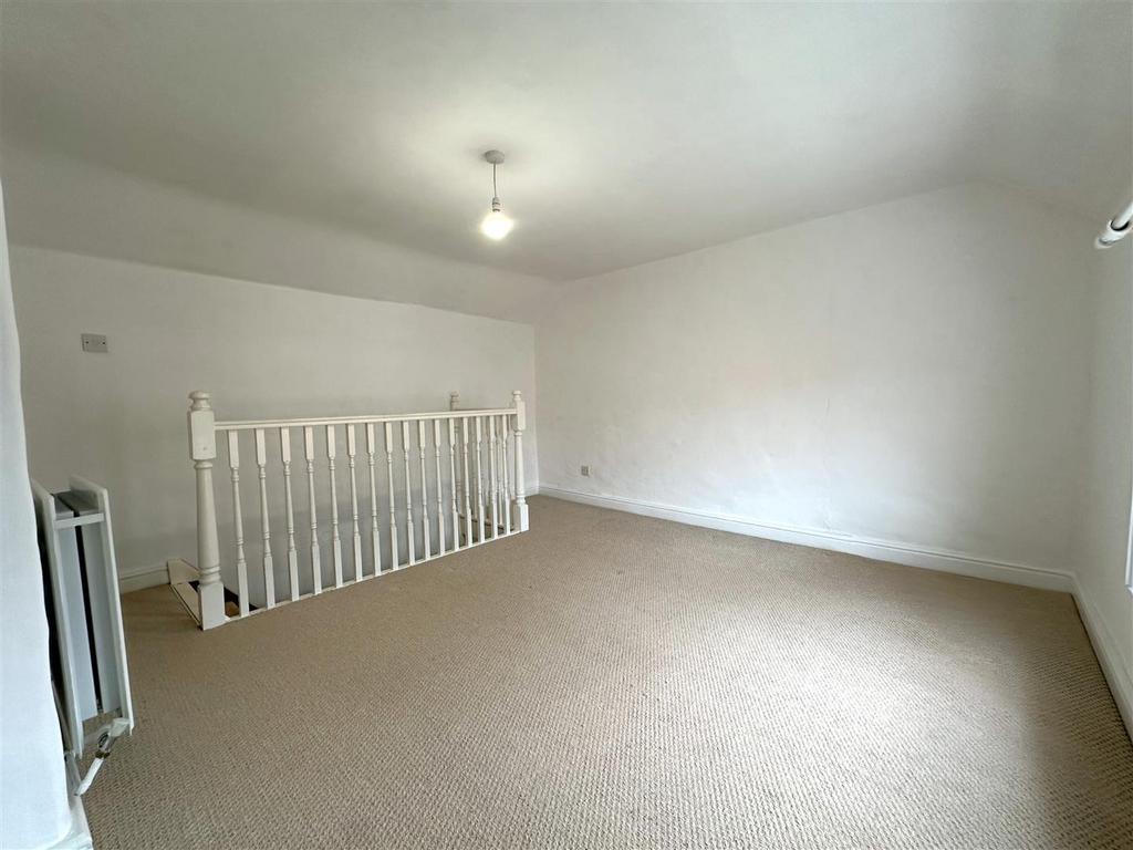 Third Bedroom 302