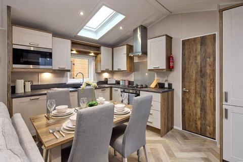 2 bedroom house for sale, Colchester Country Park, Cymbeline Way, Colchester, CO3