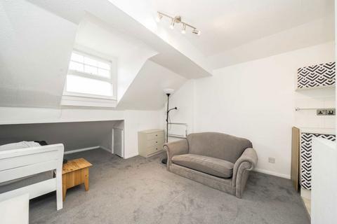undefined, Culmington Road, London W13