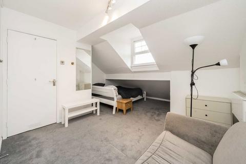 undefined, Culmington Road, London W13