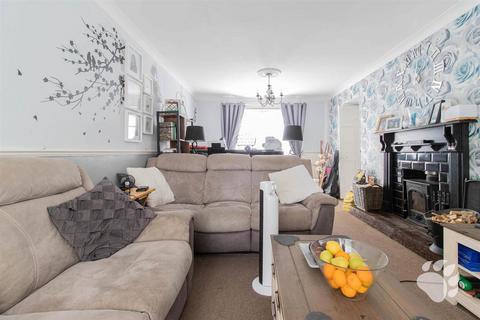 3 bedroom end of terrace house for sale, The Hatherley, Basildon SS14