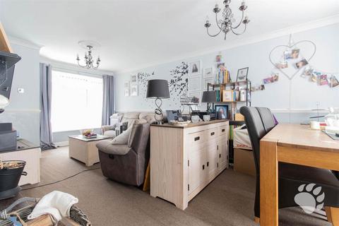 3 bedroom end of terrace house for sale, The Hatherley, Basildon SS14