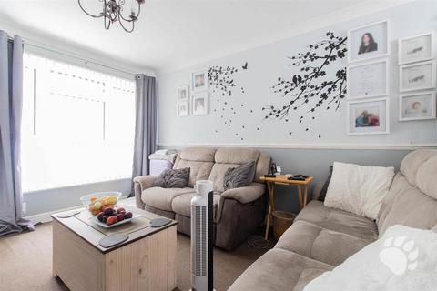 3 bedroom end of terrace house for sale, The Hatherley, Basildon SS14