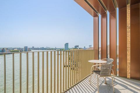 2 bedroom flat for sale, Odessa Street, London, SE16