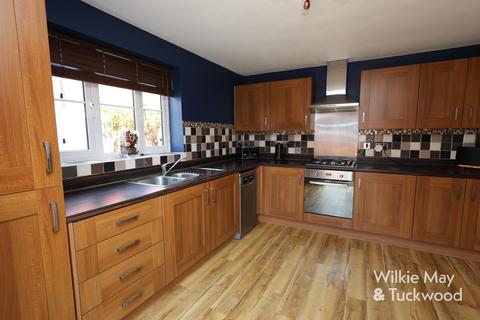 1 Bugle Way, North Petherton, Bridgwater, TA5 2FR