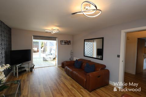 1 Bugle Way, North Petherton, Bridgwater, TA5 2FR