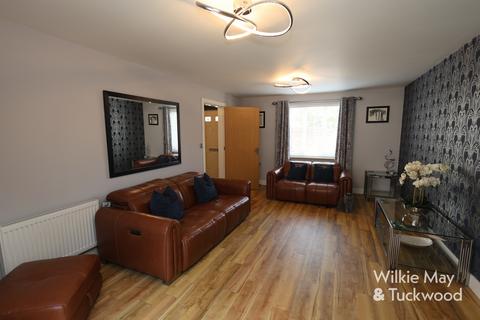 1 Bugle Way, North Petherton, Bridgwater, TA5 2FR