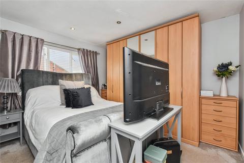 undefined, Fall Park Court, Leeds, West Yorkshire