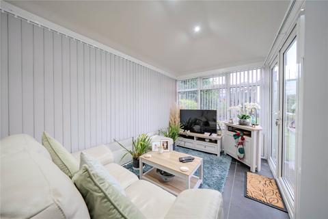 undefined, Fall Park Court, Leeds, West Yorkshire