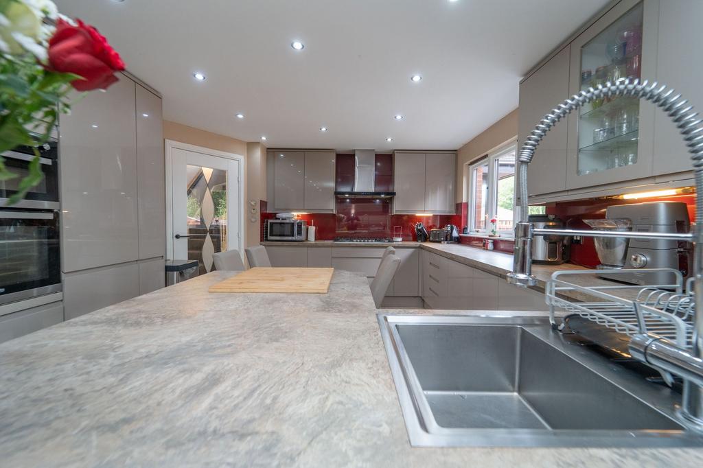 Open Plan Kitchen Diner/Family Room
