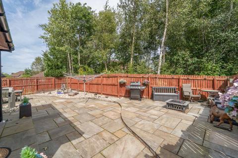 undefined, Lawson Glade, Livingston EH54