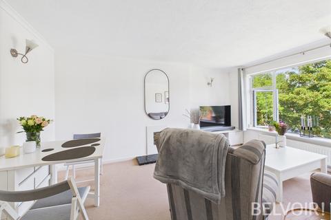 46 Pike Close, Stafford, ST16 3QJ