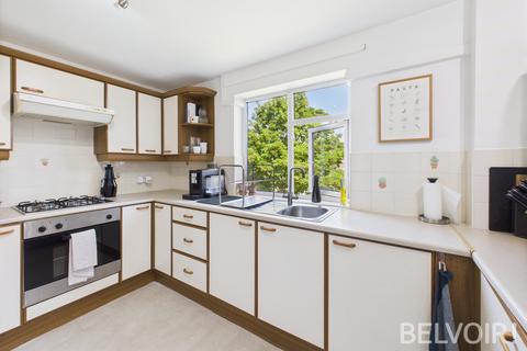 46 Pike Close, Stafford, ST16 3QJ