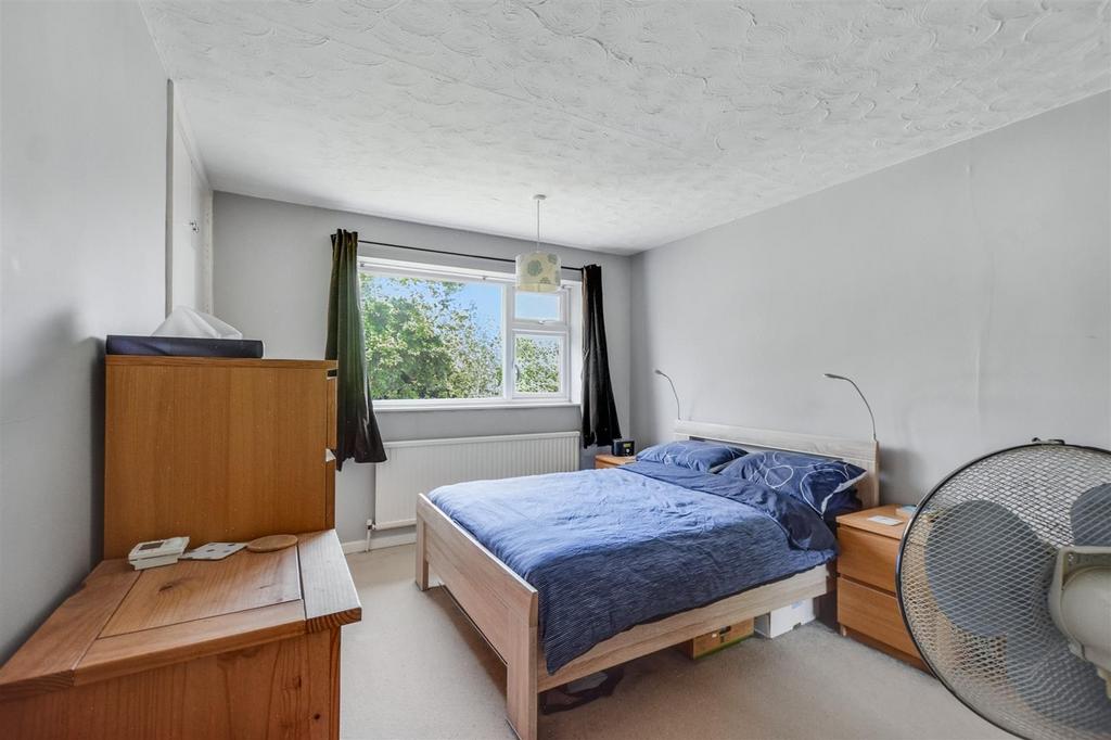 Bedroom 1 1.jpeg