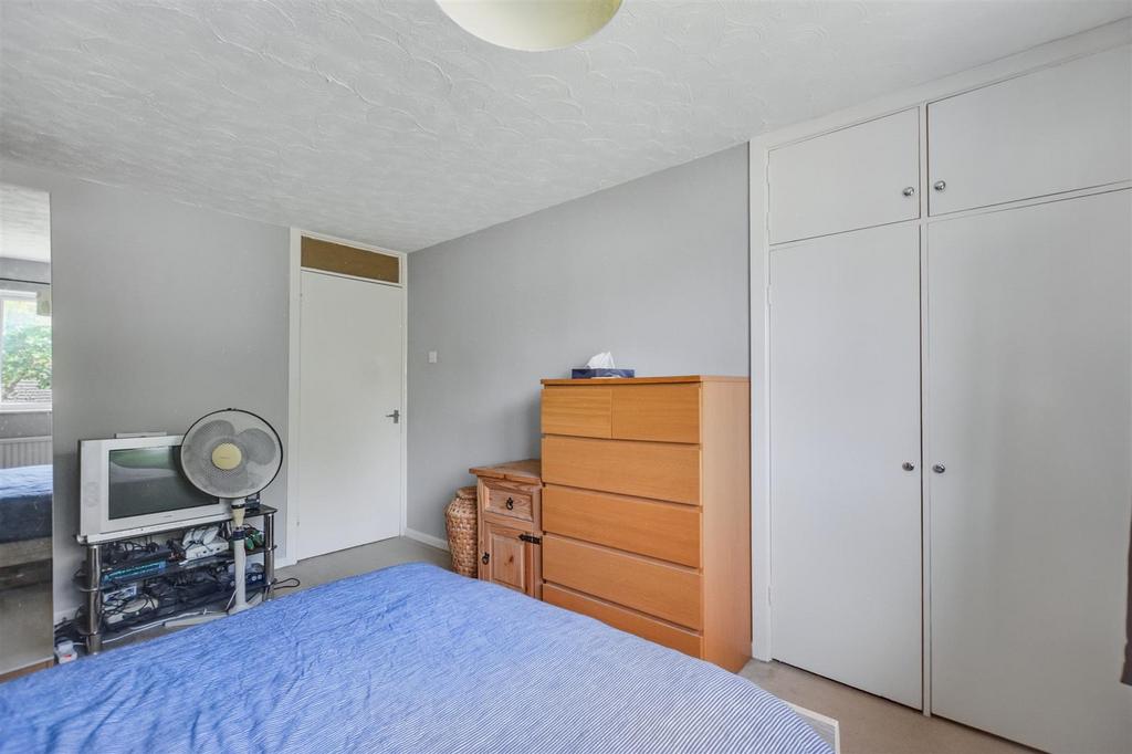 Bedroom 1 3.jpeg