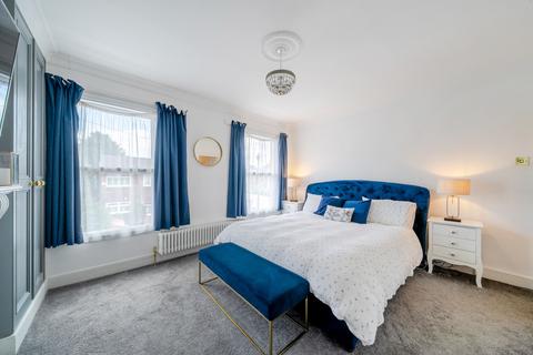 2 Alexandra Road, Uxbridge, UB8 2PQ