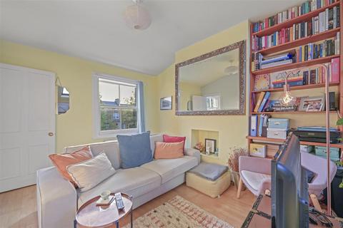 1 bedroom flat for sale, 33 Nelson Road, London N8