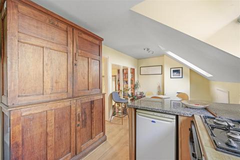 1 bedroom flat for sale, 33 Nelson Road, London N8