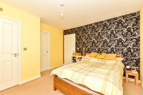 3 Alding Crescent, Bognor Regis, PO21 5AP