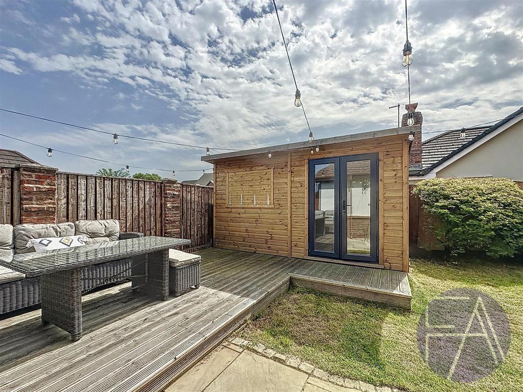 Summer house