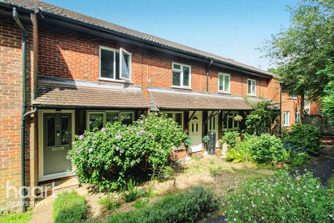 12 Hillside Close, Headley Down, Bordon, GU35 8BL